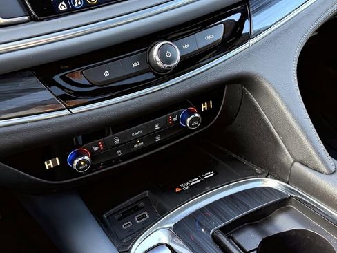 Used 2023 Buick Enclave Essence w/ Experience Buick Package image 20