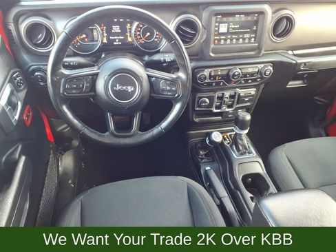 Used 2022 Jeep Gladiator Sport image 14