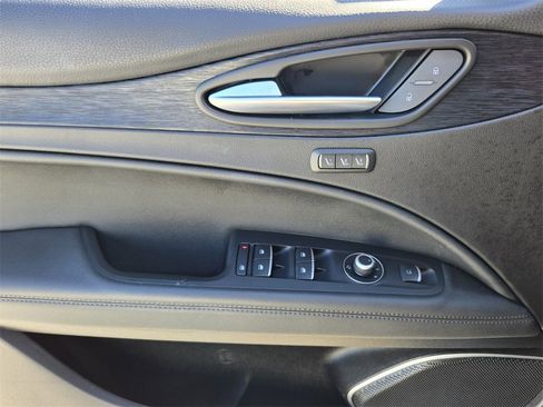 Used 2022 Alfa Romeo Stelvio Sprint image 29