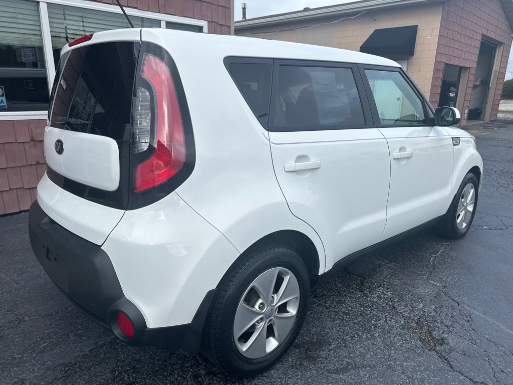 Used 2015 Kia Soul FWD image 5