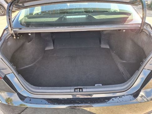 Used 2025 Toyota Camry LE image 24