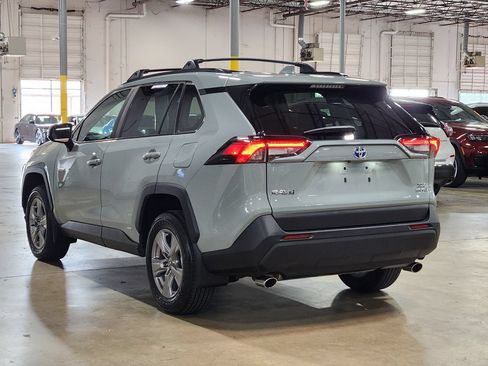 Used 2023 Toyota RAV4 XLE w/ Convenience Package AWD/4WD image 11