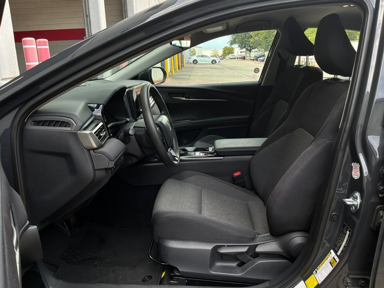 Used 2026 Toyota Camry LE FWD image 10