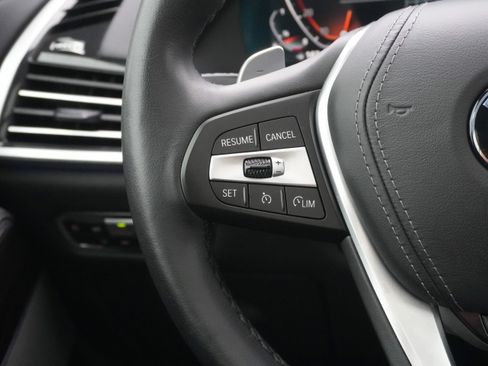Used 2020 BMW X5 xDrive40i w/ Premium Package AWD/4WD image 18