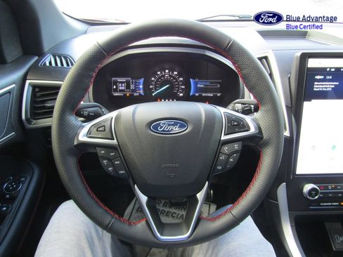 Certified 2024 Ford Edge ST-Line AWD/4WD image 15