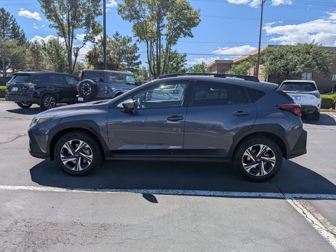 Used 2024 Subaru Crosstrek 2.0i Premium AWD/4WD image 7