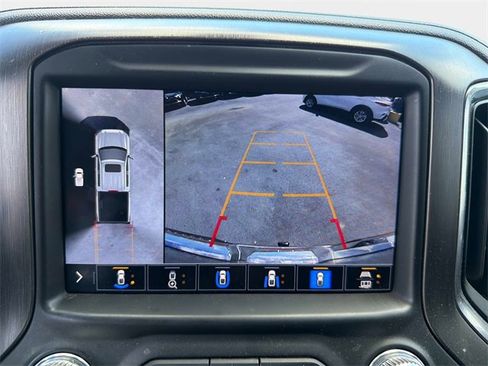 Used 2022 GMC Sierra 1500 AT4 w/ AT4 Premium Package image 22