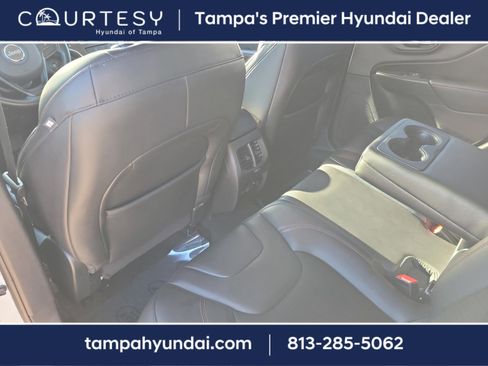 Used 2021 Jeep Cherokee Trailhawk w/ Comfort/Convenience Group image 14