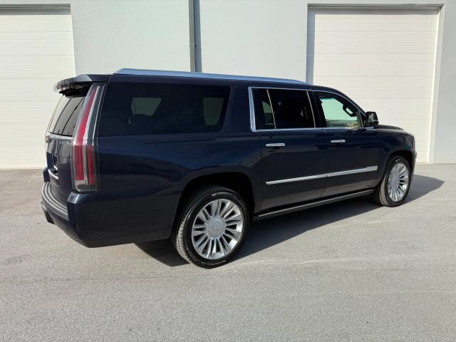 Used 2019 Cadillac Escalade ESV Platinum AWD/4WD image 8