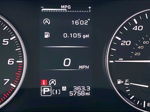 Certified 2025 Subaru Crosstrek 2.5i Limited w/ Crosstrek Mirror Package image 13