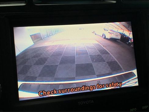 Used 2010 Toyota Highlander Limited image 28