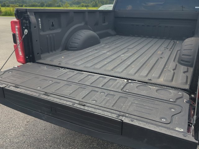 Used 2024 Ford F250 Lariat w/ Lariat Ultimate Package AWD/4WD image 40