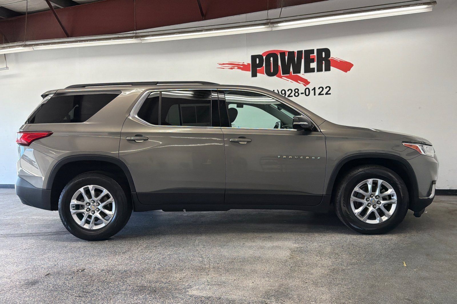 Used 2019 Chevrolet Traverse LT AWD/4WD image 37