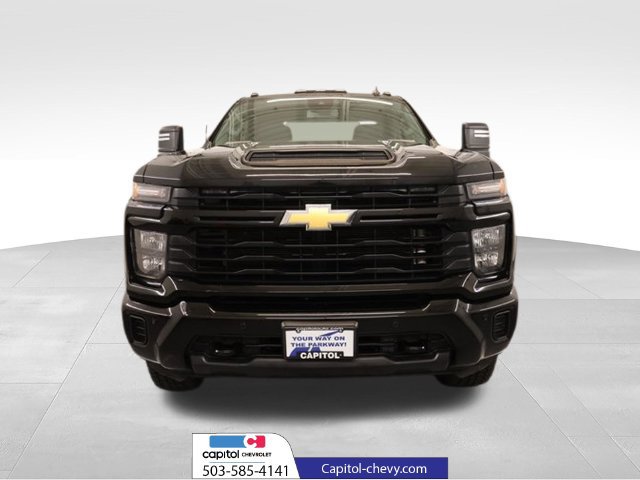 Used 2025 Chevrolet Silverado 2500 Custom w/ Custom Value Package AWD/4WD image 7
