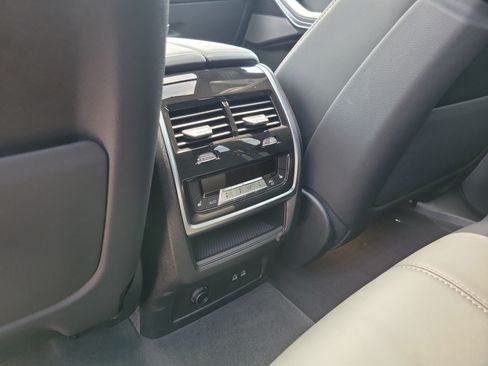Certified 2026 BMW X5 xDrive40i w/ M Sport Package AWD/4WD image 19