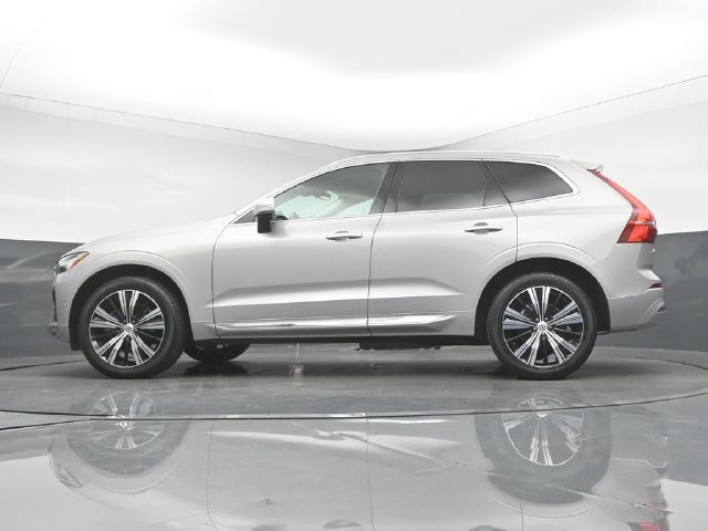 Used 2023 Volvo XC60 B5 Plus w/ Protection Package FWD image 35