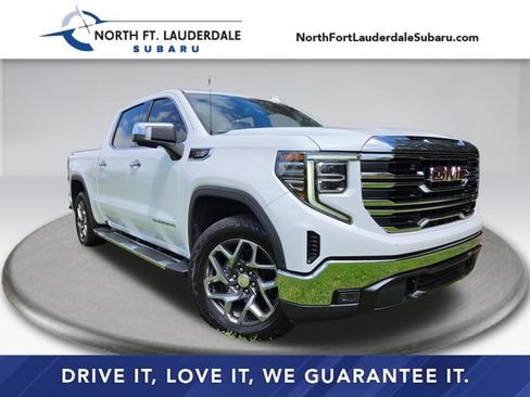 Used 2022 GMC Sierra 1500 SLT w/ SLT Premium Package AWD/4WD image 1