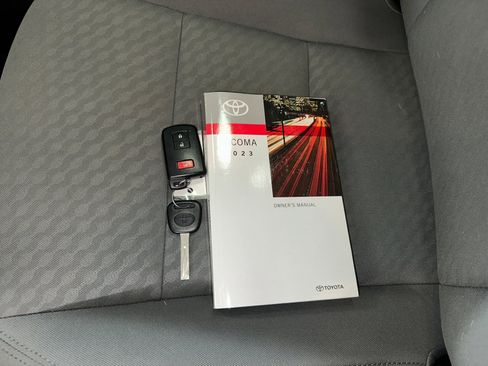 Used 2023 Toyota Tacoma SR5 image 15