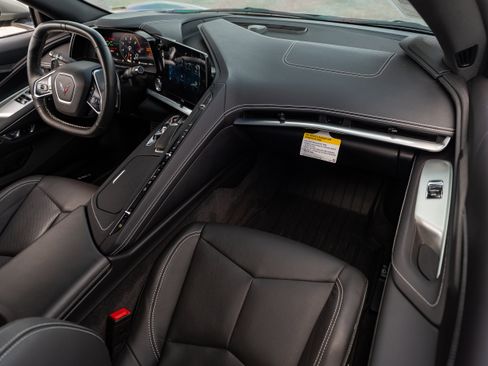 Used 2024 Chevrolet Corvette Stingray Coupe w/ 1LT image 18