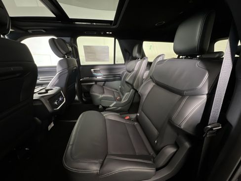 New 2026 Ford Expedition Max Platinum w/ Stealth Appearance Package image 25