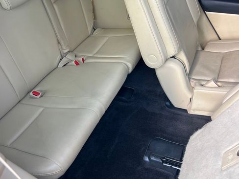 Used 2014 Toyota Highlander Limited AWD/4WD image 16