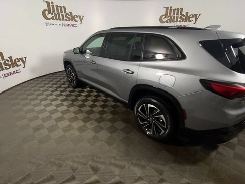 Used 2026 Buick Enclave Sport Touring w/ Power Package AWD/4WD image 6