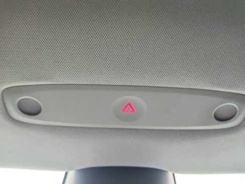 Used 2025 Tesla Model 3 image 55