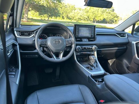 Used 2021 Toyota RAV4 XLE Premium FWD image 13