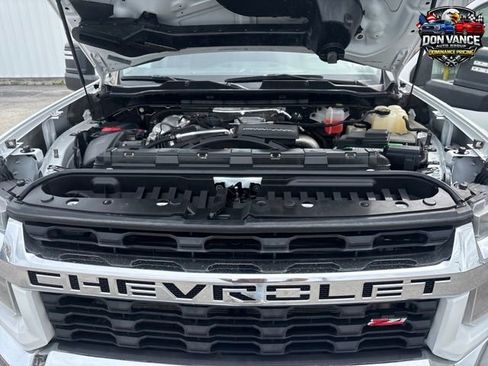 Used 2023 Chevrolet Silverado 2500 LT AWD/4WD image 20