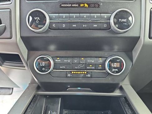 Used 2021 Ford Expedition XLT RWD image 27