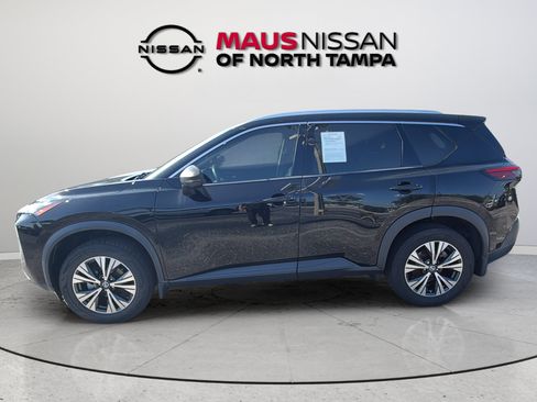 Used 2021 Nissan Rogue SV w/ Premium Package FWD image 7