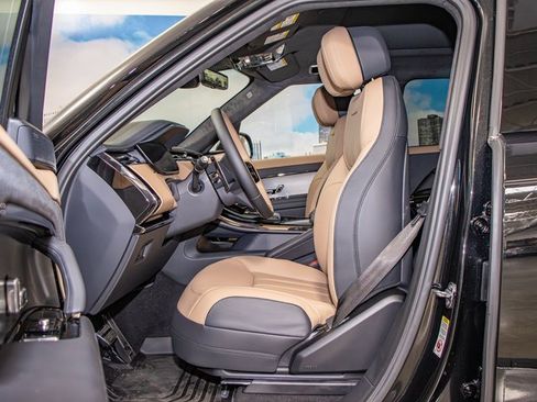 New 2025 Land Rover Range Rover Sport Autobiography image 20
