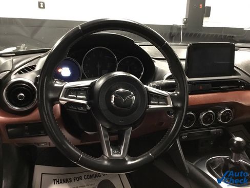 Used 2018 MAZDA MX-5 Miata RF Grand Touring image 45