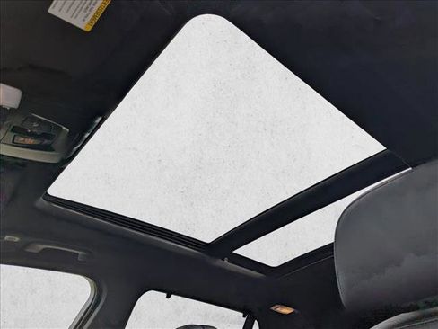 Used 2017 BMW X5 xDrive50i image 16