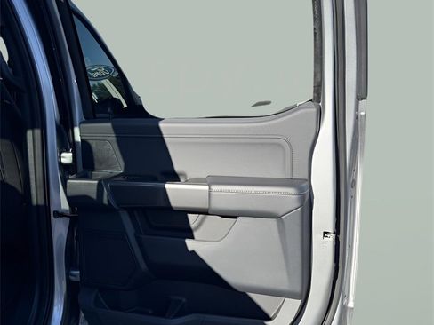 Certified 2022 Ford F150 XLT w/ Equipment Group 302A High image 17