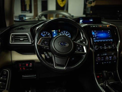 Used 2019 Subaru Ascent Limited AWD/4WD image 16