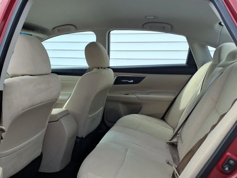 Used 2015 Nissan Altima 2.5 SV image 10