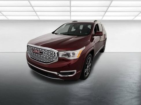 Used 2017 GMC Acadia Denali w/ Technology Package image 3