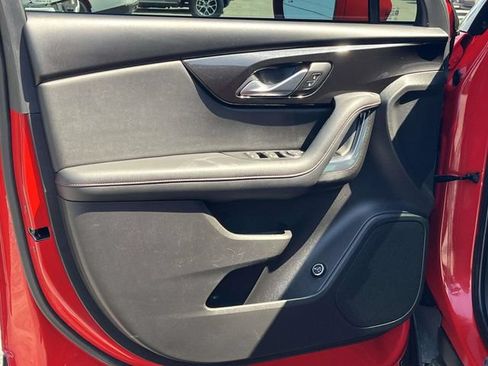 Used 2019 Chevrolet Blazer RS w/ LPO, Floor Liner Package FWD image 14