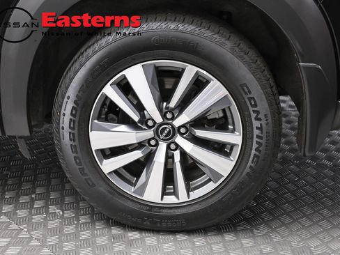 Used 2023 Nissan Pathfinder SL AWD/4WD image 8