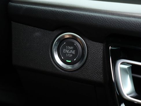 New 2026 Chevrolet Traverse LT w/ Sun and Wheel Package image 15