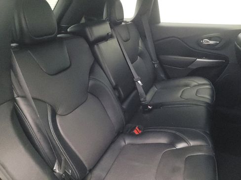 Used 2022 Jeep Cherokee Limited AWD/4WD image 19