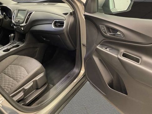 Used 2018 Chevrolet Equinox LT AWD/4WD image 20