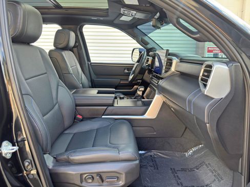 Used 2022 Toyota Tundra Platinum AWD/4WD image 16