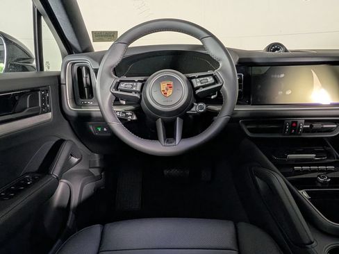 New 2026 Porsche Cayenne Coupe AWD/4WD image 21