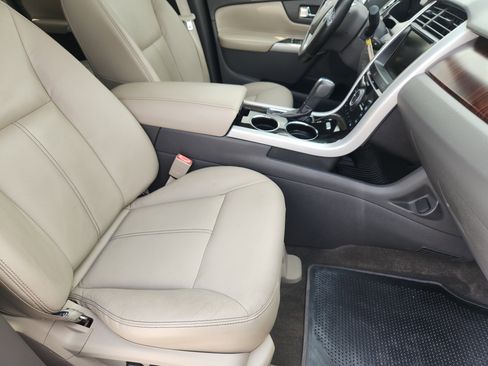Used 2014 Ford Edge Limited FWD image 15