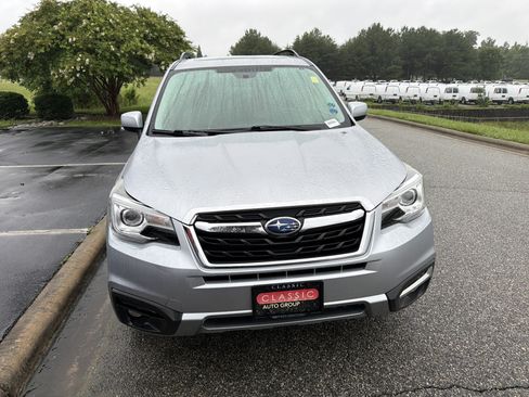 Used 2018 Subaru Forester 2.5i Limited AWD/4WD image 3
