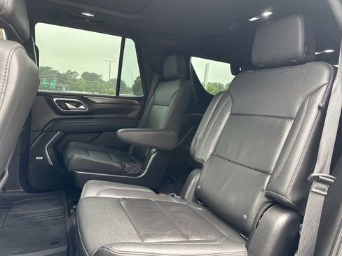 Used 2024 Chevrolet Tahoe Z71 w/ Luxury Package AWD/4WD image 29