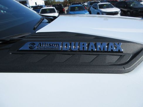 New 2026 Chevrolet Silverado 3500 High Country w/ High Country Premium Package image 10