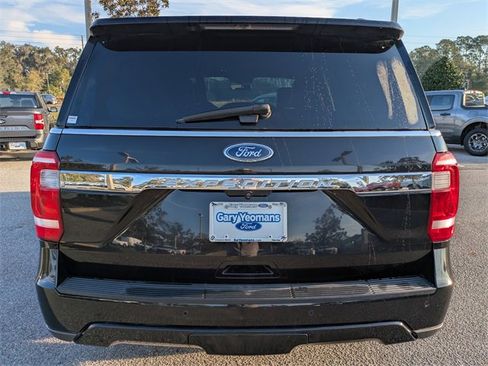 Certified 2021 Ford Expedition XLT image 5
